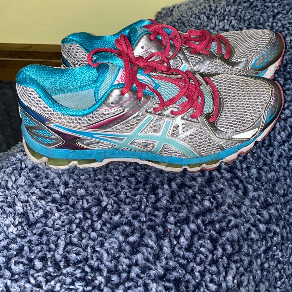 ASICS Tennis Shoes